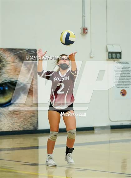 Thumbnail 1 in Golden @ Evergreen photogallery.