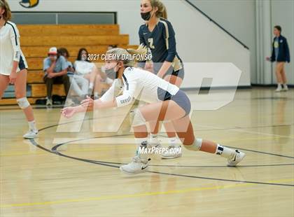 Thumbnail 2 in Golden @ Evergreen photogallery.