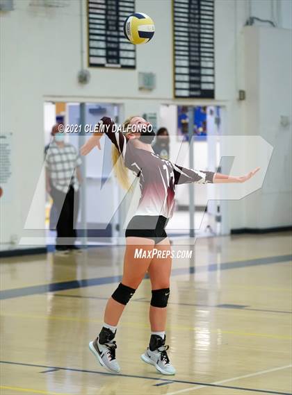 Thumbnail 2 in Golden @ Evergreen photogallery.