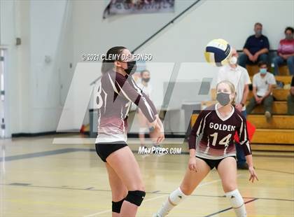 Thumbnail 2 in Golden @ Evergreen photogallery.