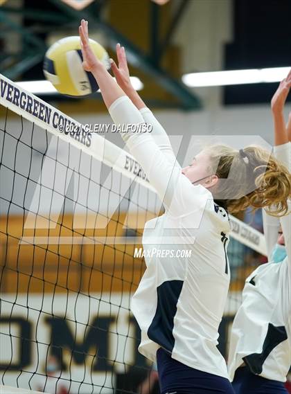 Thumbnail 2 in Golden @ Evergreen photogallery.