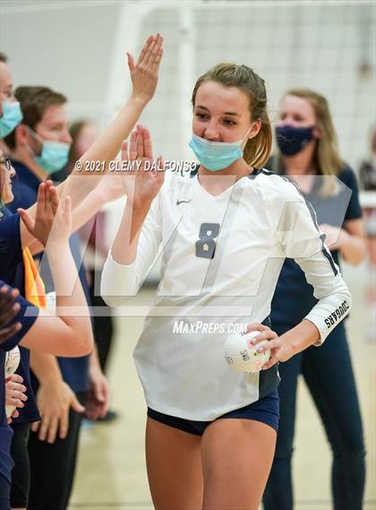 Thumbnail 1 in Golden @ Evergreen photogallery.