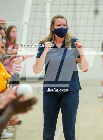 Thumbnail 2 in Golden @ Evergreen photogallery.