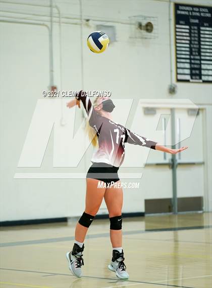 Thumbnail 2 in Golden @ Evergreen photogallery.