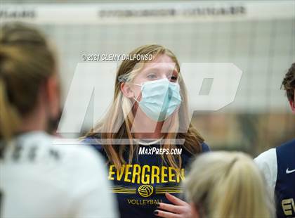 Thumbnail 1 in Golden @ Evergreen photogallery.