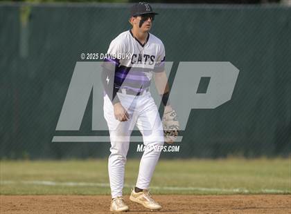 Thumbnail 1 in Battlefield vs. Gainesville (VHSL Class 6 Region B Final) photogallery.
