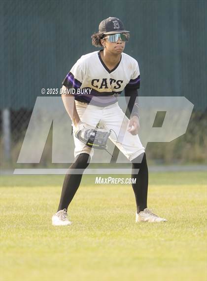 Thumbnail 1 in Battlefield vs. Gainesville (VHSL Class 6 Region B Final) photogallery.