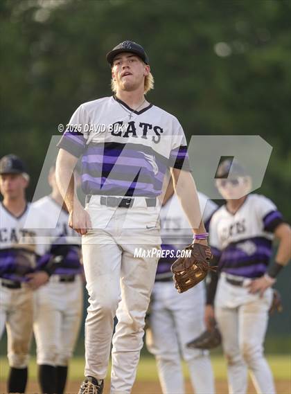 Thumbnail 2 in Battlefield vs. Gainesville (VHSL Class 6 Region B Final) photogallery.