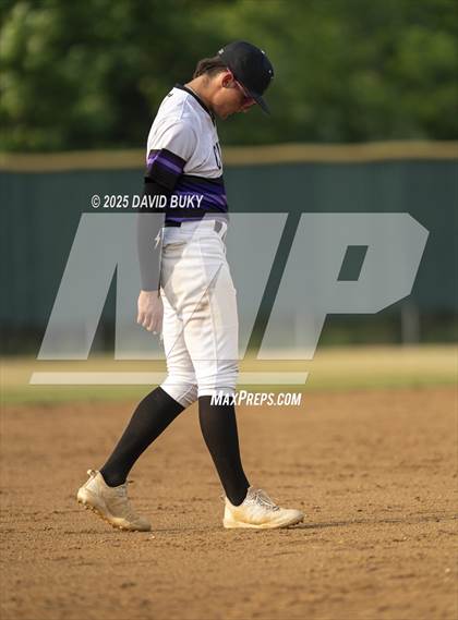 Thumbnail 2 in Battlefield vs. Gainesville (VHSL Class 6 Region B Final) photogallery.