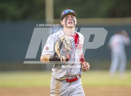 Thumbnail 1 in Battlefield vs. Gainesville (VHSL Class 6 Region B Final) photogallery.