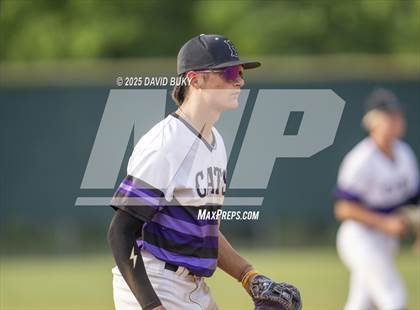 Thumbnail 3 in Battlefield vs. Gainesville (VHSL Class 6 Region B Final) photogallery.