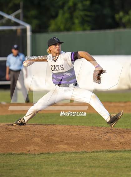 Thumbnail 3 in Battlefield vs. Gainesville (VHSL Class 6 Region B Final) photogallery.