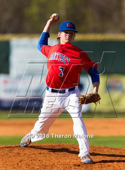 Thumbnail 2 in Collierville vs Bartlett  photogallery.