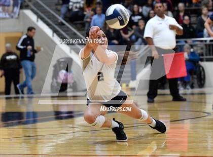 Thumbnail 1 in Clark vs. O'Connor (UIL 6A Regional Final) photogallery.