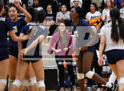 Thumbnail 1 in Clark vs. O'Connor (UIL 6A Regional Final) photogallery.