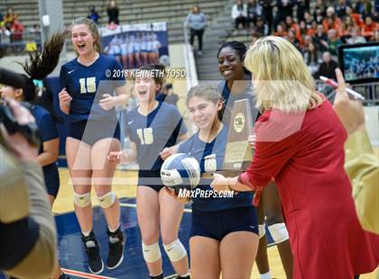 Thumbnail 2 in Clark vs. O'Connor (UIL 6A Regional Final) photogallery.
