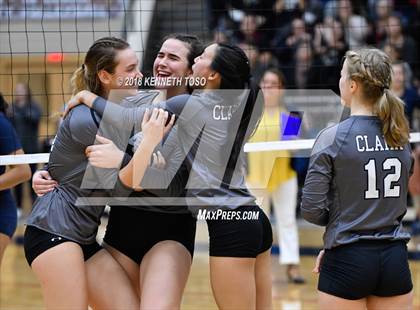 Thumbnail 2 in Clark vs. O'Connor (UIL 6A Regional Final) photogallery.