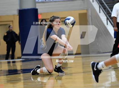 Thumbnail 2 in Clark vs. O'Connor (UIL 6A Regional Final) photogallery.