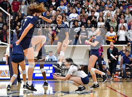 Thumbnail 1 in Clark vs. O'Connor (UIL 6A Regional Final) photogallery.
