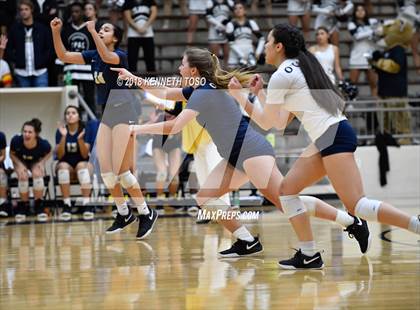 Thumbnail 1 in Clark vs. O'Connor (UIL 6A Regional Final) photogallery.