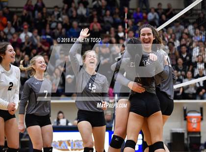 Thumbnail 3 in Clark vs. O'Connor (UIL 6A Regional Final) photogallery.