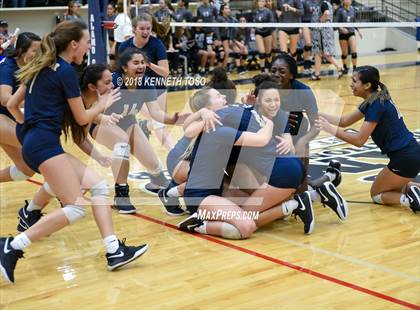 Thumbnail 1 in Clark vs. O'Connor (UIL 6A Regional Final) photogallery.