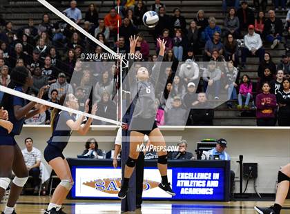 Thumbnail 3 in Clark vs. O'Connor (UIL 6A Regional Final) photogallery.