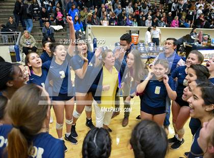 Thumbnail 2 in Clark vs. O'Connor (UIL 6A Regional Final) photogallery.