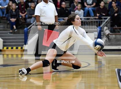 Thumbnail 1 in Clark vs. O'Connor (UIL 6A Regional Final) photogallery.