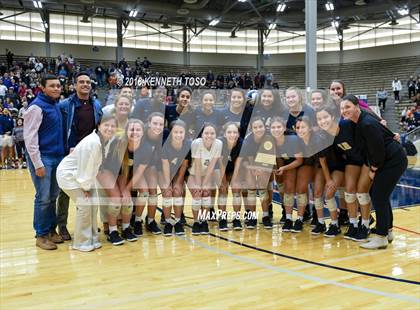Thumbnail 3 in Clark vs. O'Connor (UIL 6A Regional Final) photogallery.