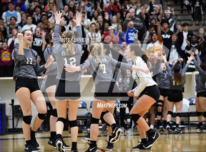 Thumbnail 1 in Clark vs. O'Connor (UIL 6A Regional Final) photogallery.