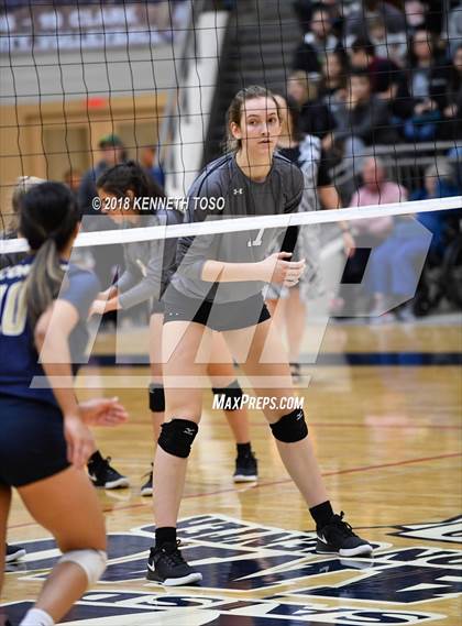 Thumbnail 3 in Clark vs. O'Connor (UIL 6A Regional Final) photogallery.