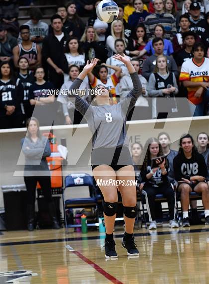 Thumbnail 3 in Clark vs. O'Connor (UIL 6A Regional Final) photogallery.