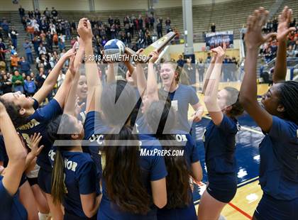 Thumbnail 2 in Clark vs. O'Connor (UIL 6A Regional Final) photogallery.