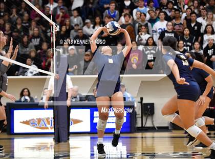 Thumbnail 1 in Clark vs. O'Connor (UIL 6A Regional Final) photogallery.