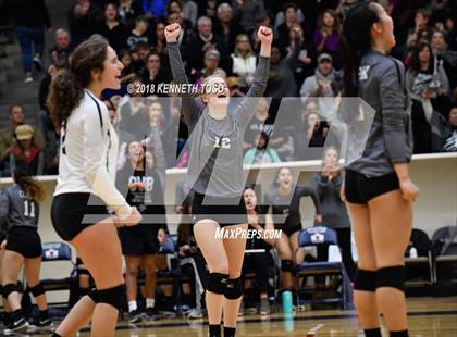 Thumbnail 1 in Clark vs. O'Connor (UIL 6A Regional Final) photogallery.