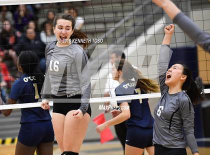 Thumbnail 1 in Clark vs. O'Connor (UIL 6A Regional Final) photogallery.
