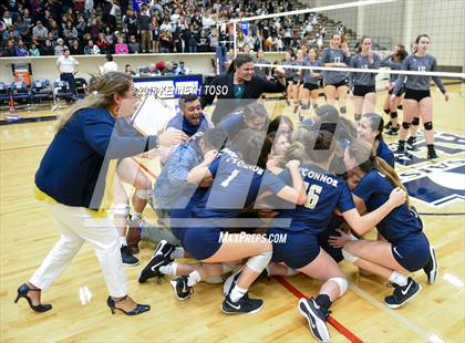 Thumbnail 2 in Clark vs. O'Connor (UIL 6A Regional Final) photogallery.
