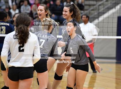Thumbnail 3 in Clark vs. O'Connor (UIL 6A Regional Final) photogallery.