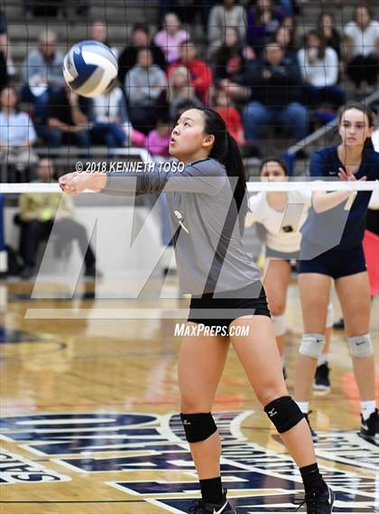 Thumbnail 1 in Clark vs. O'Connor (UIL 6A Regional Final) photogallery.