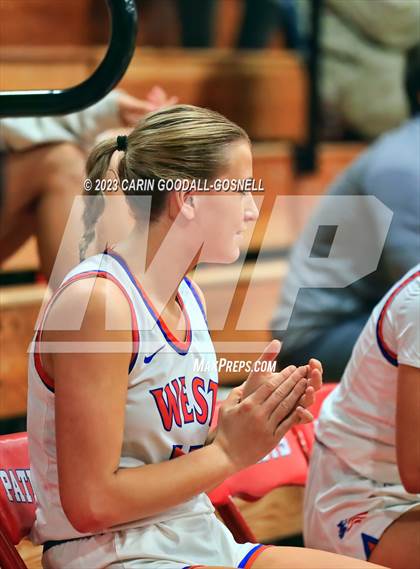 Thumbnail 2 in New Bern @ West Carteret photogallery.