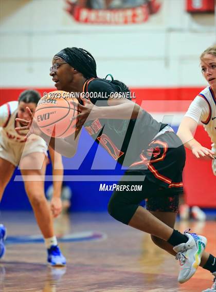 Thumbnail 2 in New Bern @ West Carteret photogallery.