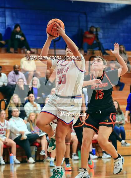 Thumbnail 3 in New Bern @ West Carteret photogallery.