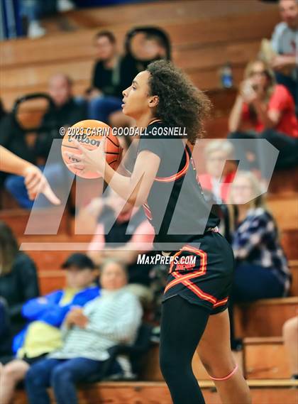 Thumbnail 3 in New Bern @ West Carteret photogallery.
