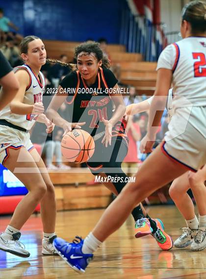 Thumbnail 3 in New Bern @ West Carteret photogallery.