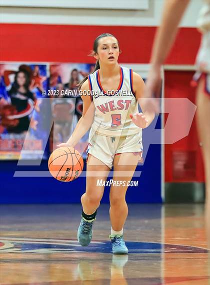 Thumbnail 2 in New Bern @ West Carteret photogallery.