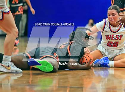 Thumbnail 2 in New Bern @ West Carteret photogallery.