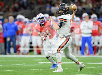 Thumbnail 3 in John Curtis Christian vs. Catholic-B.R. (LHSAA 5A Allstate Sugar Bowl Prep Classic Final) photogallery.