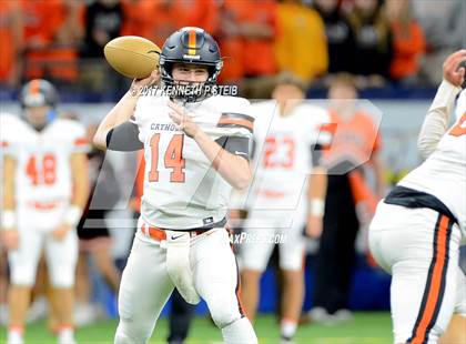 Thumbnail 2 in John Curtis Christian vs. Catholic-B.R. (LHSAA 5A Allstate Sugar Bowl Prep Classic Final) photogallery.