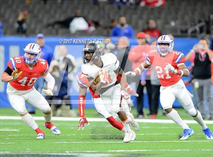 Thumbnail 1 in John Curtis Christian vs. Catholic-B.R. (LHSAA 5A Allstate Sugar Bowl Prep Classic Final) photogallery.